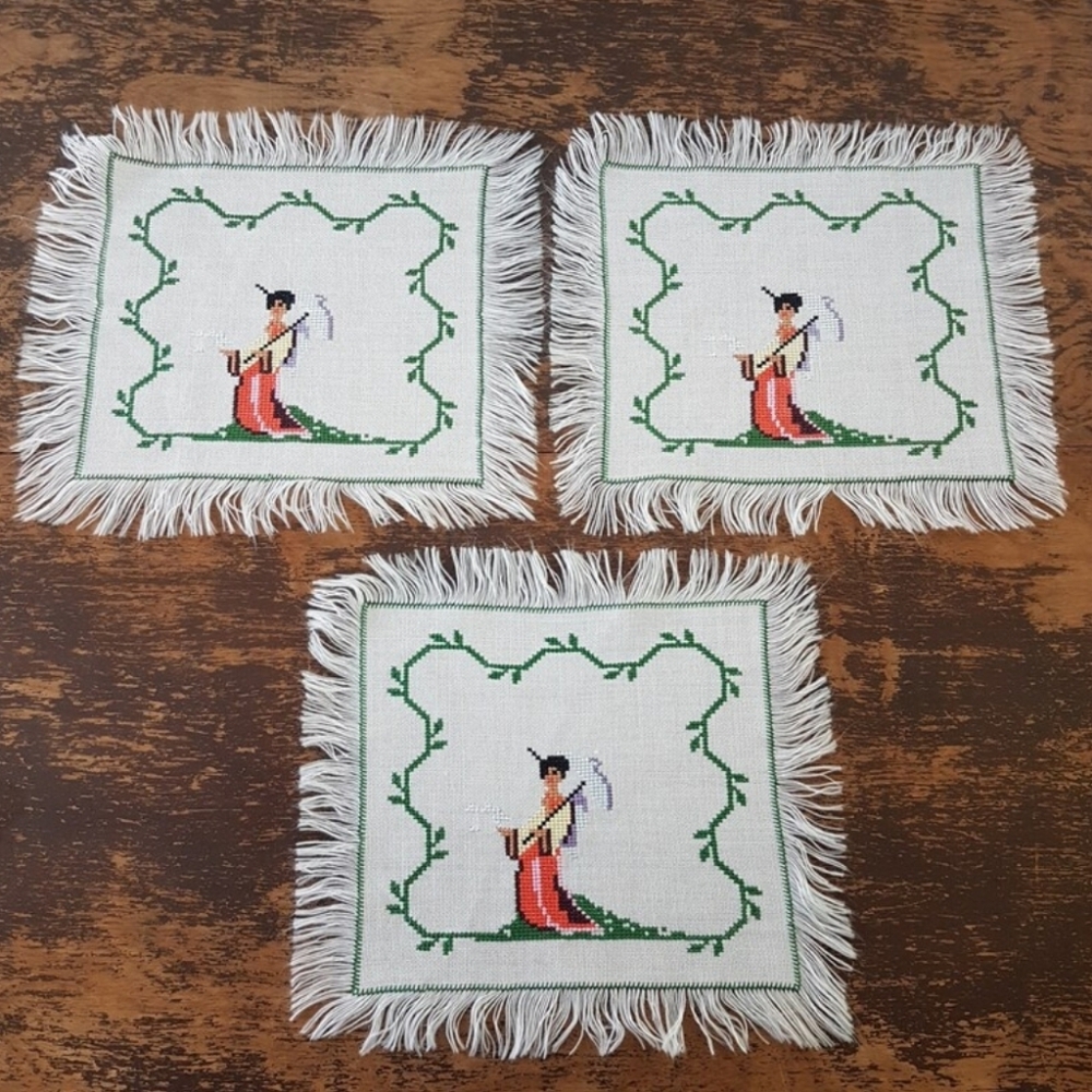 Vintage Hand Embroidery Geisha Cloth Napkins, Set of 3